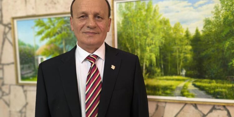 “Живопис, мов життя” – у Миколаєві відкрилась виставка Віктора Хізниченка (ФОТО)