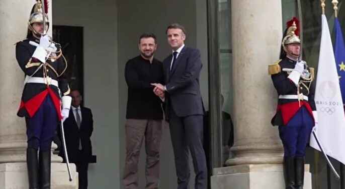 Зеленський представив Макрону План перемоги (ВІДЕО)