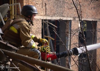 З 6 пожеж на Миколаївщині за добу одна була внаслідок російського обстрілу (ФОТО)