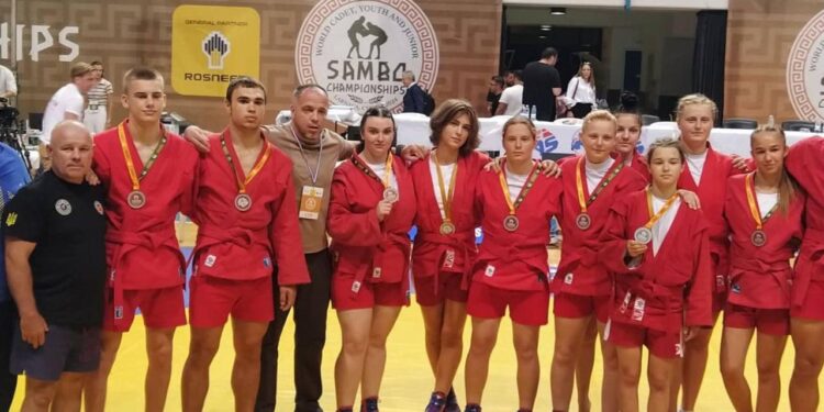 Миколаївські спортсмени здобули дві нагороди чемпіонату світу з самбо серед юніорів (ФОТО)