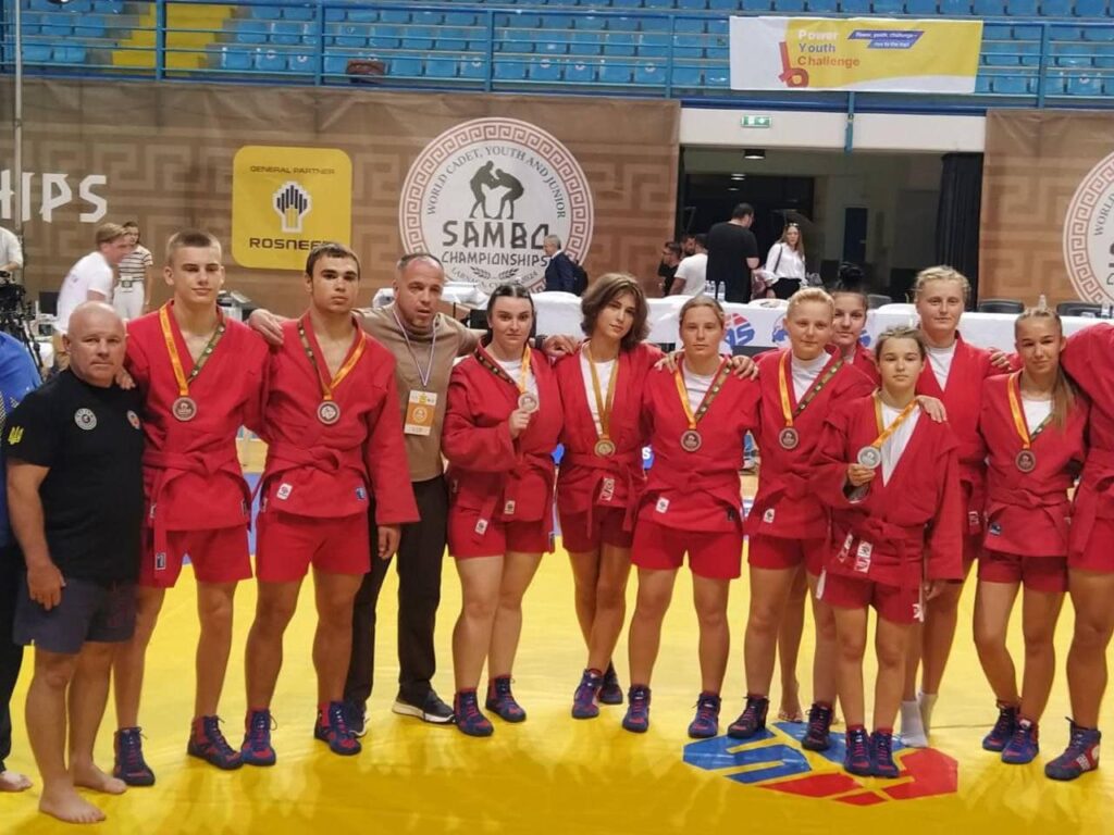 Миколаївські спортсмени здобули дві нагороди чемпіонату світу з самбо серед юніорів (ФОТО) 2