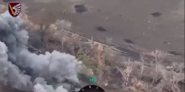 33 одиниці бронетехніки – миколаївські десантники відбили чергову масовану атаку окупантів (ВІДЕО)