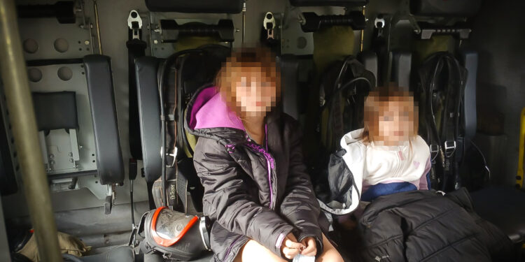 Вогнеборці Миколаївщини врятували на пожежі жінку та двох її дітей