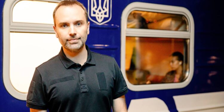 КМУ призначив нового голову правління Укрзалізниці – Олександра Перцовського