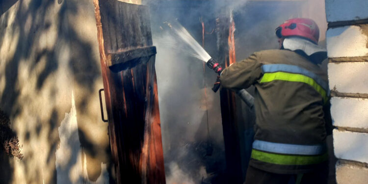 У Новій Одесі на Миколаївщині загасили дві пожежі