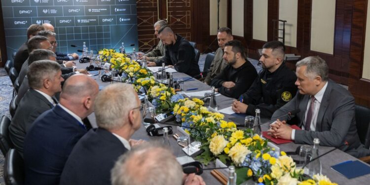 Укроборонпром вироблятиме снаряди, БпЛА, РЕБ і РЕР спільно з 4 компаніями з США, Франції та Польщі