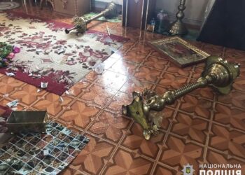 На Миколаївщині п’яний чоловік влаштував дебош у церкві та осквернив релігійну святиню (ФОТО)