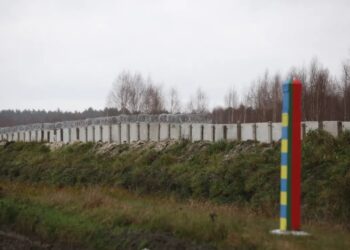Білорусь припинила будівництво військового містечка неподалік українського кордону (ФОТО)