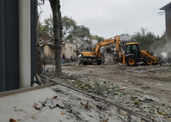 У Дніпрі кількість жертв зросла до 5 – з-під завалів дістали загиблого