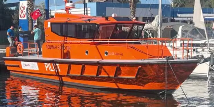 У Туреччині пройшли ходові випробування першого з трьох лоцманських катерів, збудованого для АМПУ (ВІДЕО)