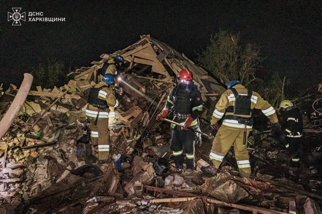 Наслідки нічних російських атак: у Харкові – 4 загиблих, у Києві – 5 постраждалих (ФОТО) 2