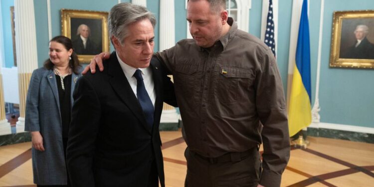 Єрмак у США зустрівся з Блінкеном. Чого? (ФОТО)