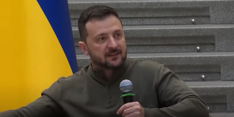 Поляки знову образяться. І США. Зеленський розповів, як домовлявся,  щоб збивали ракети над Львівщиною (ВІДЕО)