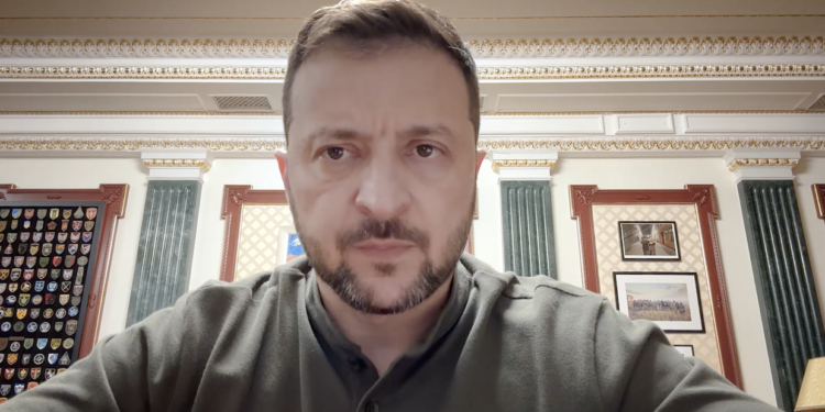 Свої РЕБи, ракети і дрони, більше і швидше – ось головне завдання, – Зеленський (ВІДЕО)