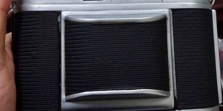 З України намагалися вивезти колекцію вінтажних фотоапаратів – у Стамбул (ФОТО)