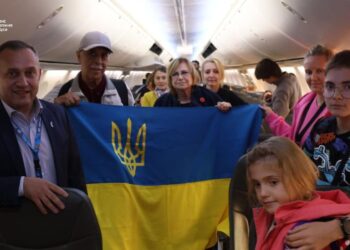 Україна евакуювала з Лівану ще 68 людей ― не тільки українців, а й громадян ще 7 країн (ФОТО)
