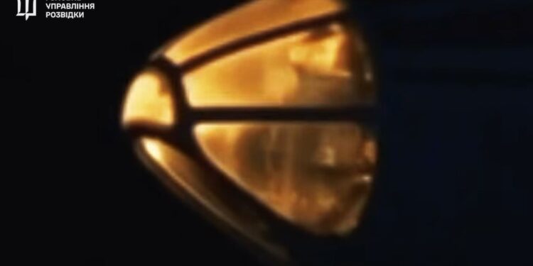 В РФ на аеродромі Орєнбурґ-2 згорів військово-транспортний літак Ту-134, – ГУР (ВІДЕО)