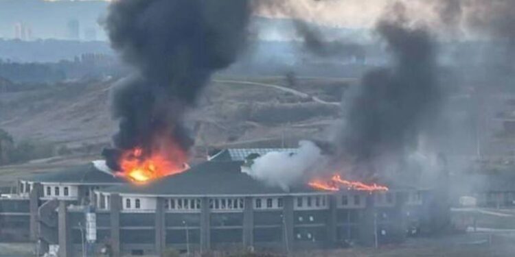 У Чечні горить університет спецназу, Кадиров заявив про атаку дронів (ФОТО)