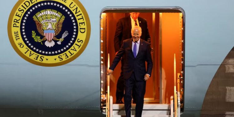 Байден прибув до Німеччини – говорити про Україну. Без України (ФОТО)