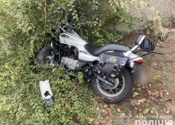 Внаслідок ДТП у Миколаєві загинув пішохід – поліція встановлює свідків події (ФОТО)