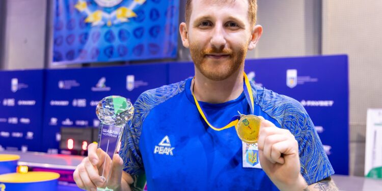 Миколаївський шабліст Юрій Цап вперше в кар’єрі став володарем Кубка України, у шаблістки Олександри Бондар з Миколаєва – «срібло» (ФОТО)