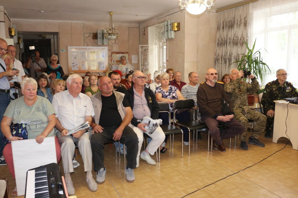 В одній з бібліотек Миколаєва відбувся перший обласний фестиваль «Козацька держава - наша гордість і слава» (ФОТО) 6