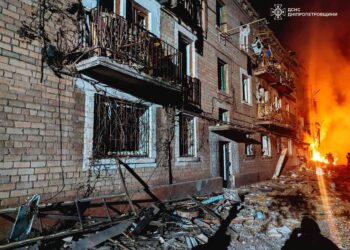 Вчорашня ракетна атака на Кривій Ріг – загинула 1 людина, 12 людей травмовані (ФОТО)