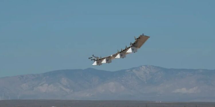 Армія США випробовує новітній стратосферний дрон (ФОТО)