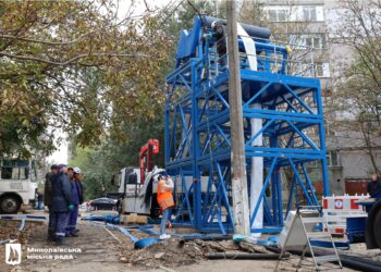 У Миколаєві для ремонту каналізації почали використовувати сучасну технологію «полімерної панчохи» (ФОТО)