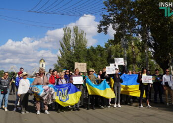 «Виведіть «123-тю» з пекла!» – у Миколаєві знов відбулись мітинг та хода рідних бійців 123-ї бригади ТрО ЗСУ (ФОТО, ВІДЕО)