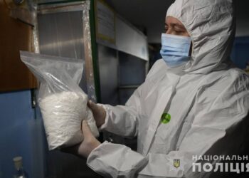 Ліквідували глобальний наркокартель – щомісячно виробляв майже тонну солей і амфетаміну. На Миколаївщині теж (ФОТО, ВІДЕО)