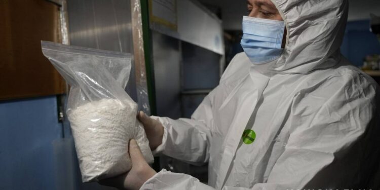 Ліквідували глобальний наркокартель – щомісячно виробляв майже тонну солей і амфетаміну. На Миколаївщині теж (ФОТО, ВІДЕО)