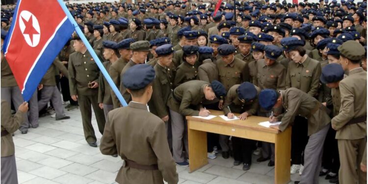 У КНДР заявили, що 1,4 млн. добровольців написали заяви в армію