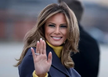 “Моє тіло – моє діло”, – Меланія Трамп написала відверті мемуари