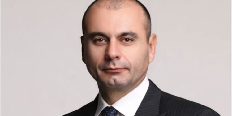 Літак, земля, $7 млн. готівкою, квартири і не тільки задекларував керівник БЕБ на Полтавщині