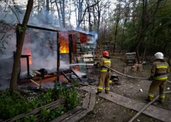 У Миколаєві горіла покинута будівля. Що і де ще