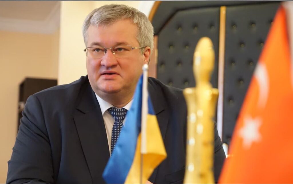 Для чого чекати до 8 травня, можна почати вже - в українському МЗС відреагували на "путінське перемир'я" 4