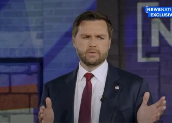 Потенційний віцепрезидент США Джей Ді Венс заявив, що Киеву доведеться віддати території (ВІДЕО)
