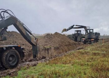 «Щит Схід» – Польща почала зведення фортифікацій на кордоні з росією та білоруссю