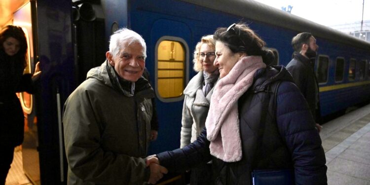 До Києва прибув Жозеп Боррель