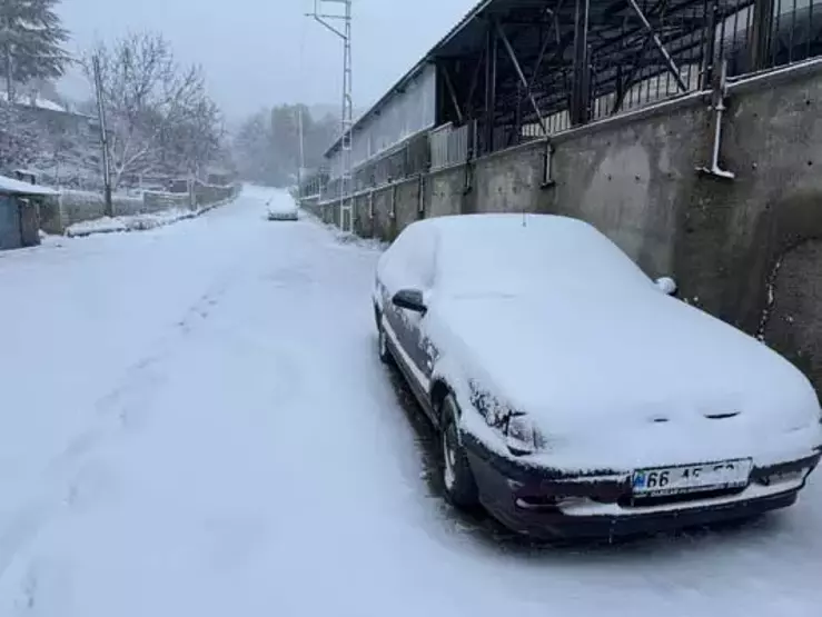 У Туреччині через снігопади закрили школи, є загиблий (ФОТО) 2