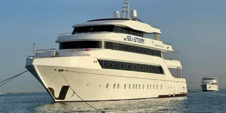 У Червоному морі затонуло туристичне судно, посольство України в Єгипті з’ясовує, чи були там наші