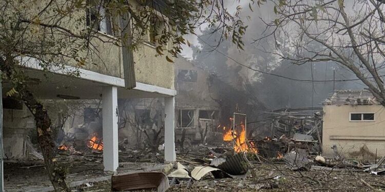 “Хезболла” випустила по Ізраїлю близько 250 ракет і безпілотників. ЦАХАЛ відповів (ВІДЕО)