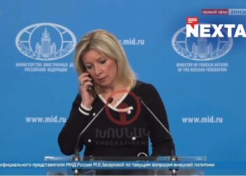 А вже відкрила рота. Захаровій заборонили коментувати удар МБР – мікрофони це “почули” (ВІДЕО)