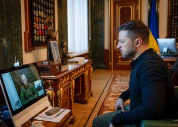 «Курахівський напрямок – найважчий зараз» – Зеленський після доповіді Сирського