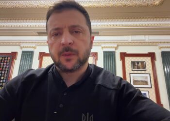 «Наявність ракет, снарядів і солдатів з КНДР – це глобалізація війни, на яку пішла Росія, і яку тільки глобально можна зупинити» – звернення Зеленського (ВІДЕО)