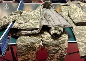 Оборудка на $10 млн. при закупівлі форми для ЗСУ у 2022 році – підозрюють колишніх радника з Міноборони та нардепа (ФОТО)