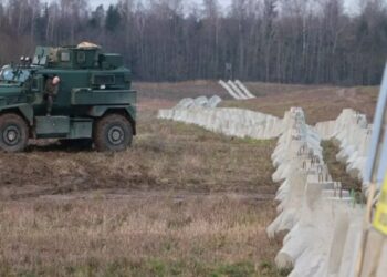 У Польщі побудували першу ділянку «Східного щита» на кордоні з росією (ФОТО)