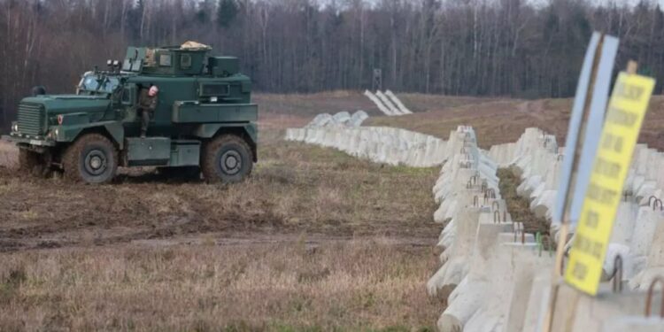 У Польщі побудували першу ділянку «Східного щита» на кордоні з росією (ФОТО)