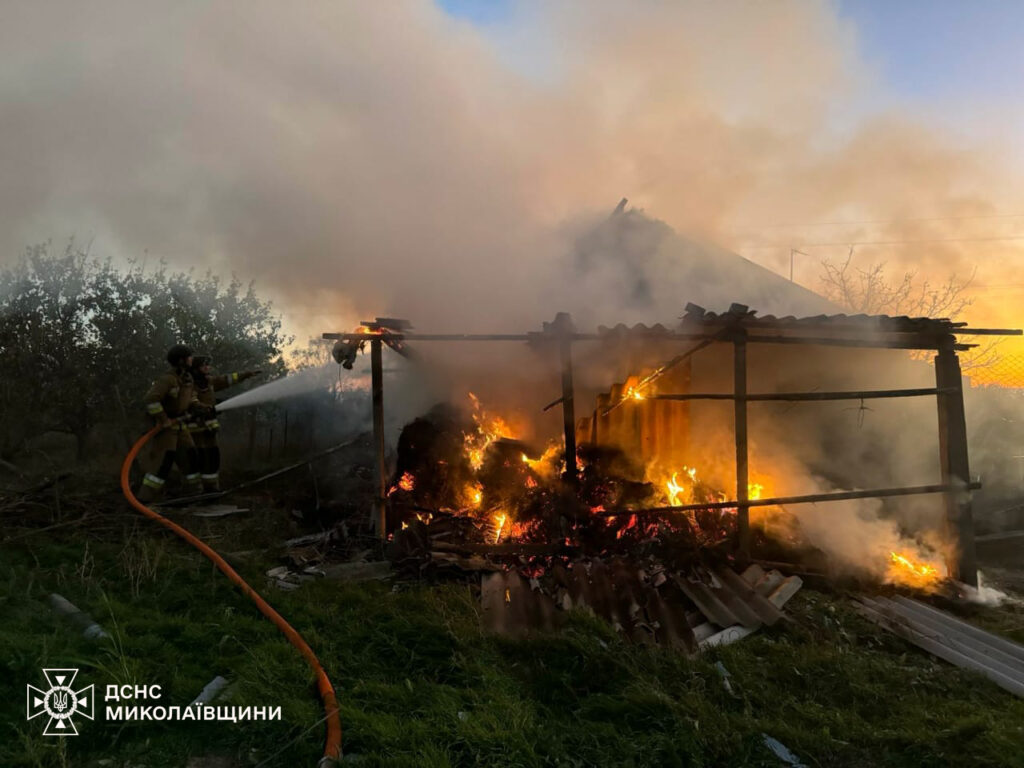 З 16 пожеж на Миколаївщині за добу дві спалахнули через російські обстріли (ФОТО) 2